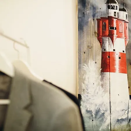 330 アパート マナローラ